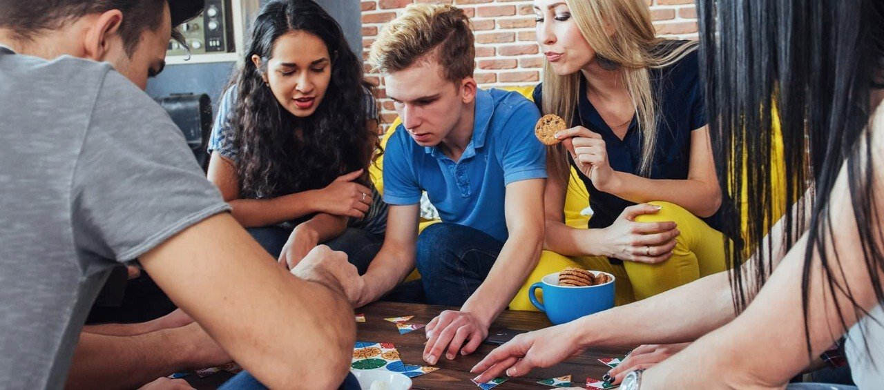 Вечер знакомств за настольными играми