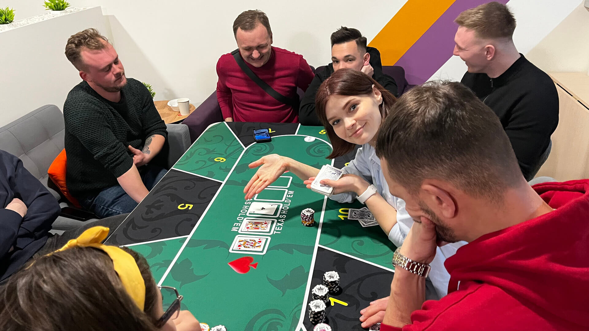 Атмосферный покер в Гомеле без ставок